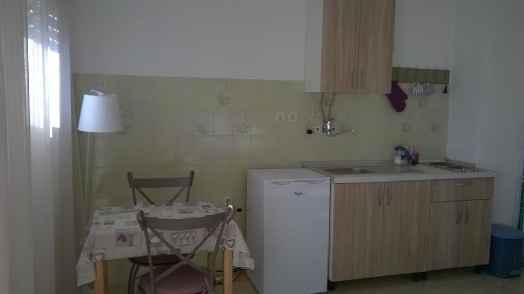 Studio Rade Stari Grad  Buitenkant foto